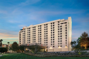 Marriott Riverside Hotel